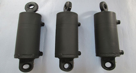 Siłownik hydrauliczny pługa